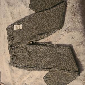 NWT !! JEANS !!